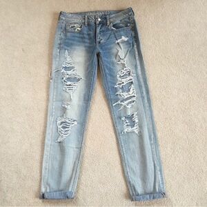 American Eagle Women’s Distressed Jeans